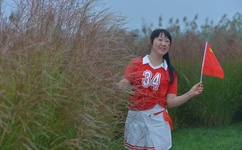 荿人网站带图片的